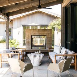 Montigo Divine HL38SVO See-Thru Ventless Outdoor Fireplace